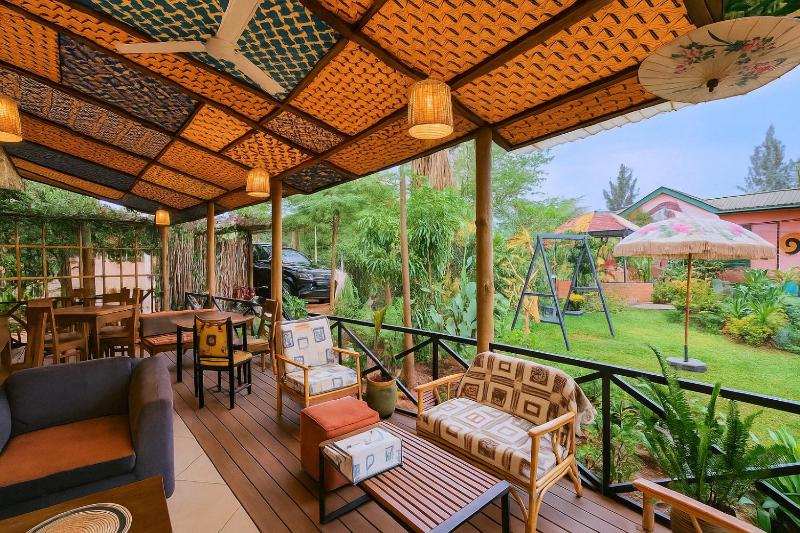 Yambi Guesthouse - image 8