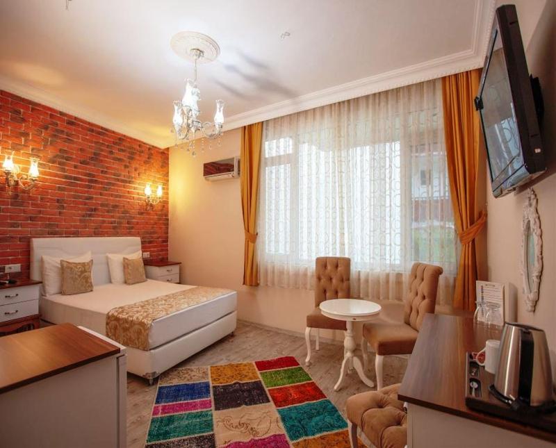 Deluxe Double Room image 1