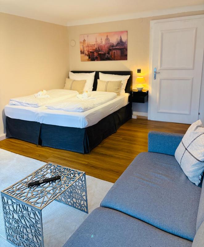 APT. STONE-LODGE - image 3