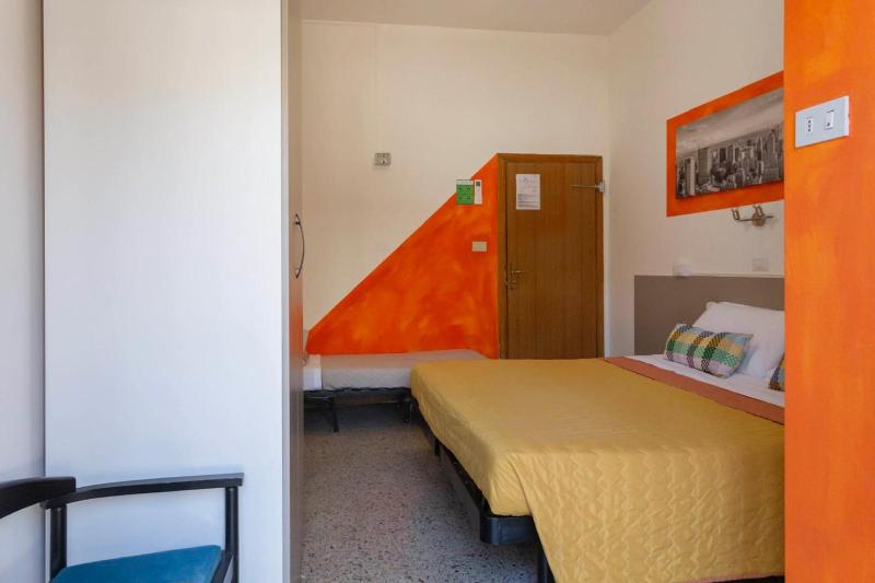Triple Room image 4