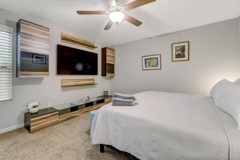 Sapphire Echo for 6 (convenient for downtown) - image 37