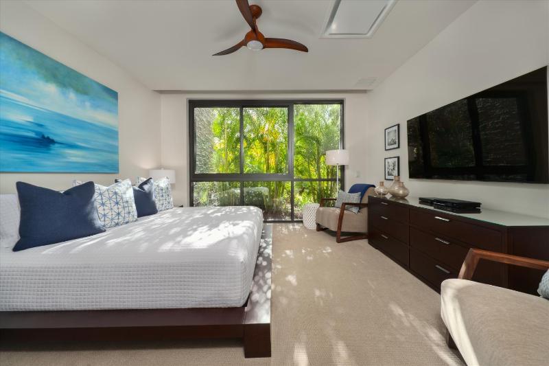 Seaglass 810 At Andaz Maui At Wailea Resort - image 10