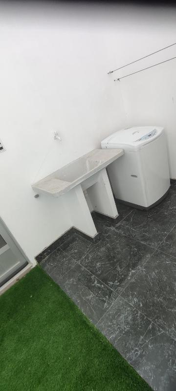 Nuevo y moderno departamento - image 9