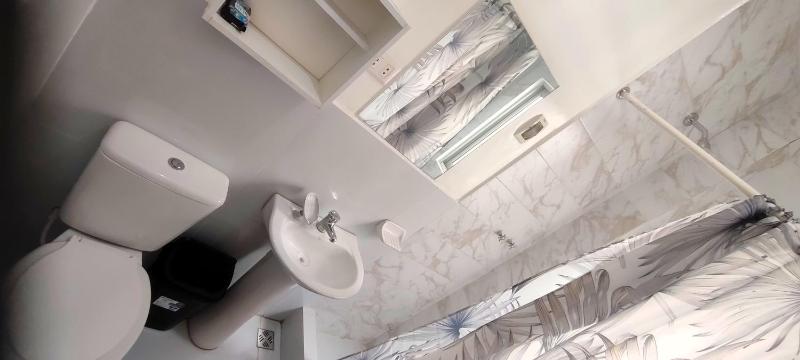 Nuevo y moderno departamento - image 13