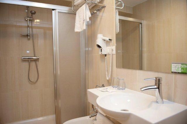 Hostal Rocamar - image 6