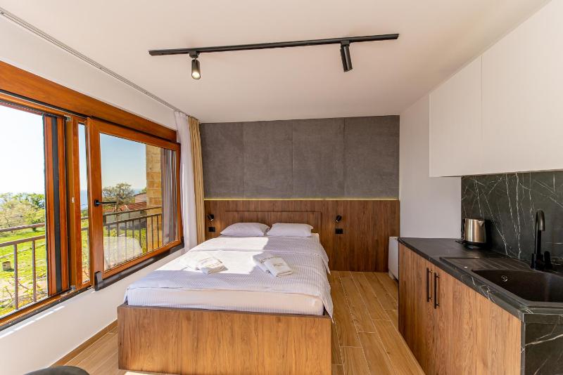 Apartment with Sea View image 4