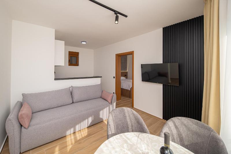 Apartment with Sea View image 3