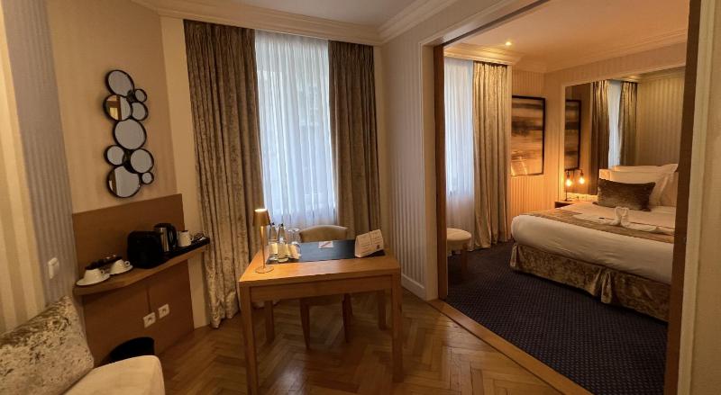 Junior Suite image 3