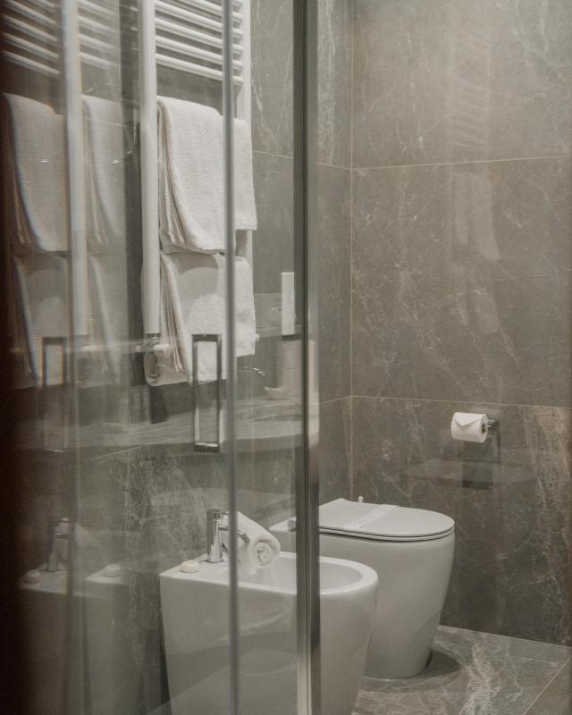 Double Room with Terrace and Hot Tub image 2