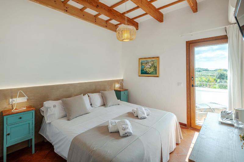 Double room with Patio or Terrace image 1