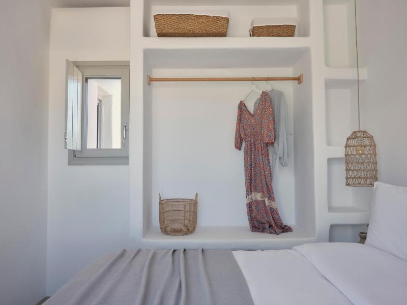 Mosaic Villas Paros - image 2