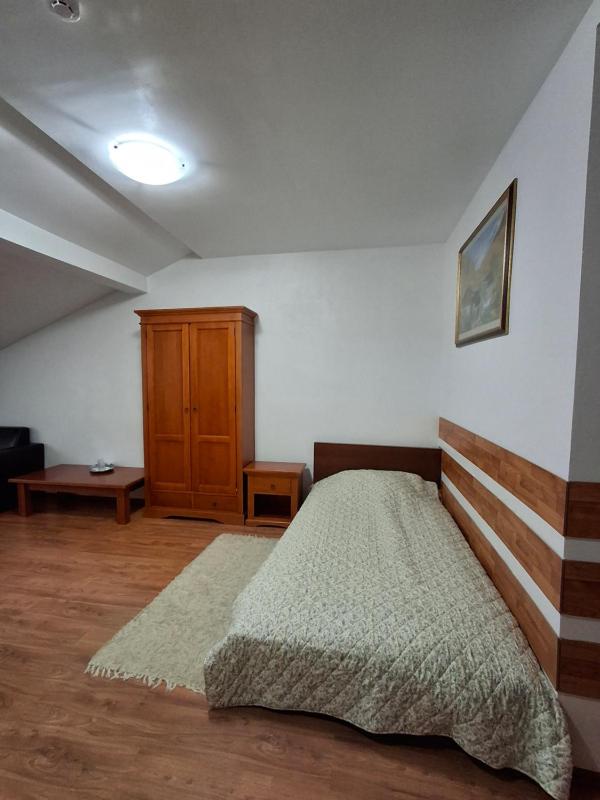 Superior Triple Room image 3