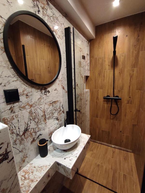Double Room with Terrace image 2