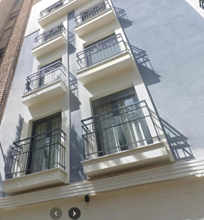 Reina Victoria La Plaza - image 13