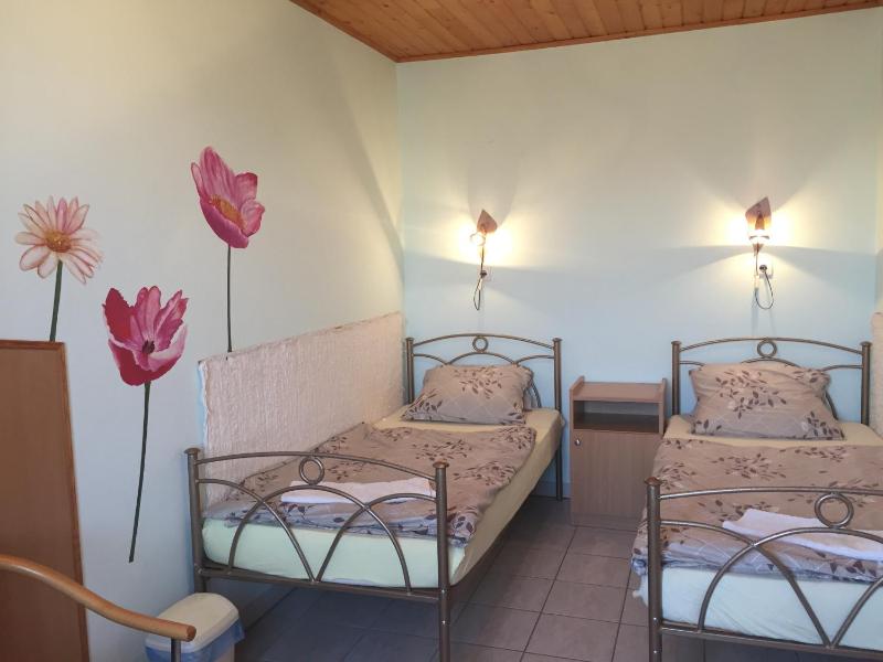 Two-Bedroom Apartment with Balcony image 1