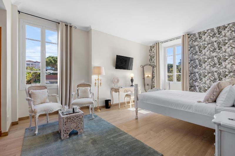 Superior Queen Room image 1