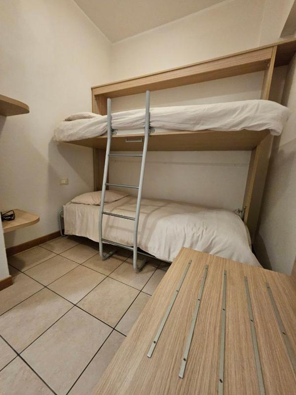 Quadruple Room image 3