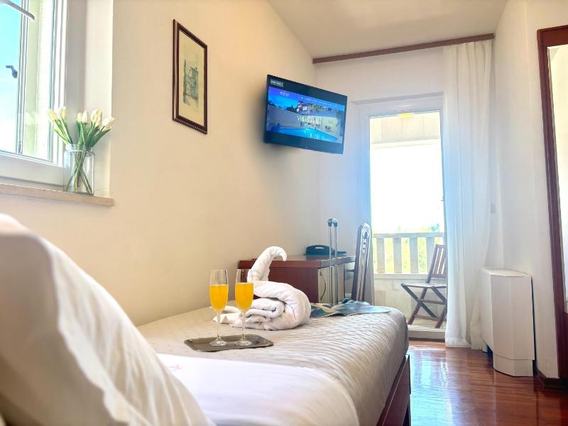 Single Room image 1