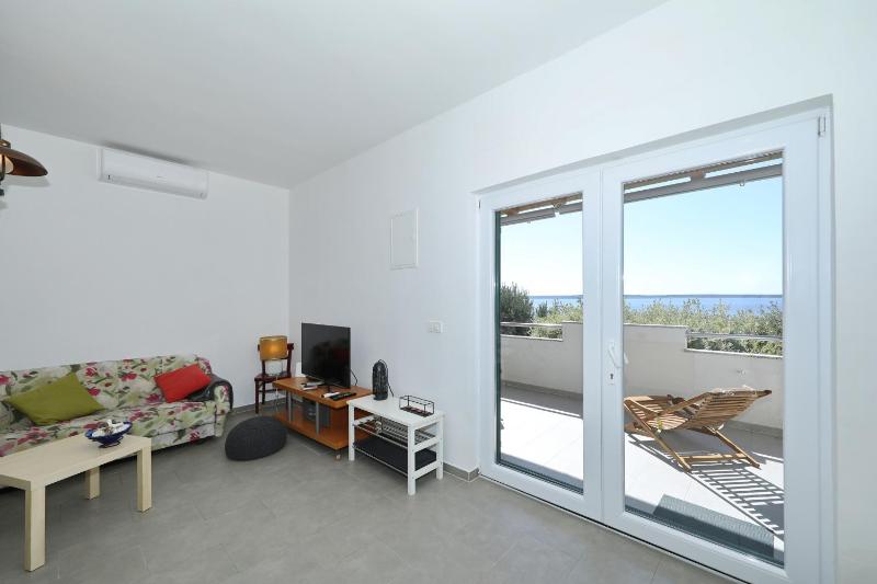 Apartments by the sea Mandre Pag - 24320 - image 7