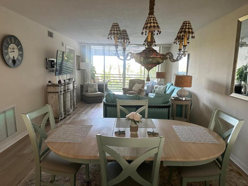 Sunset Haven Condo in Naples - image 12