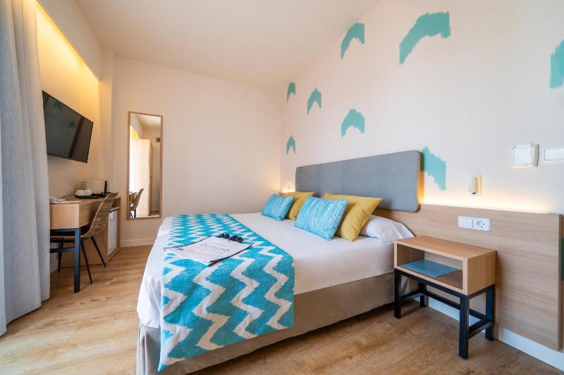Double Room image 1