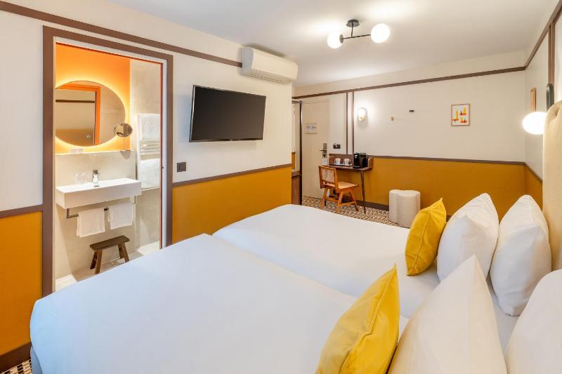 Standard Twin Room - Non-Smoking image 1