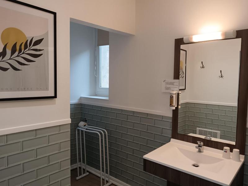 King Room image 2