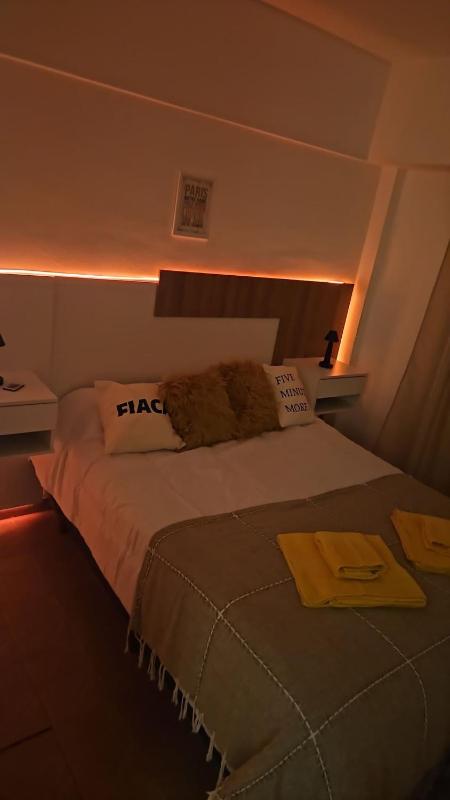 Excelente dos ambientes en La Perla cochera free - image 10