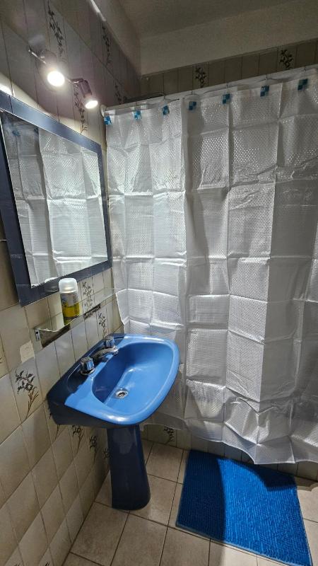 Excelente dos ambientes en La Perla cochera free - image 15