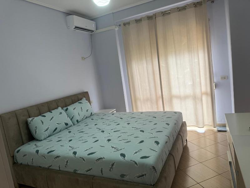 Elenis home - image 11