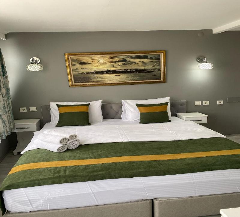 Standard Single Room image 3