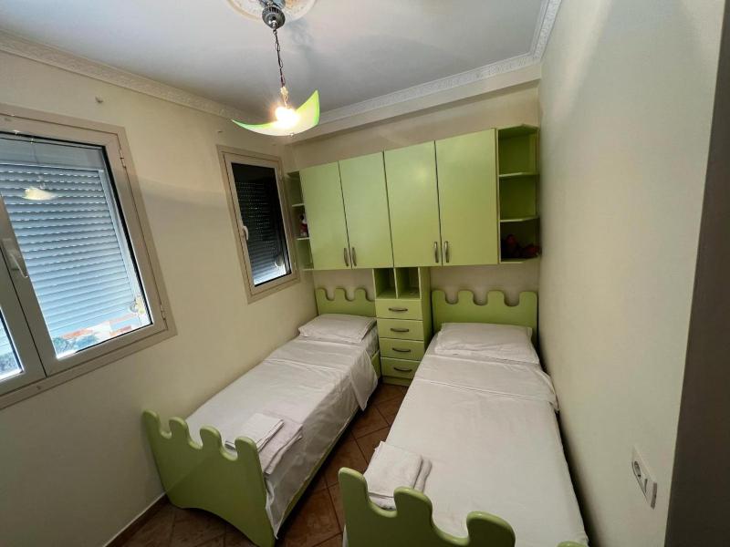 Edi Apartments - image 10