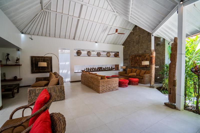 Villa Maxceo - 3BR Poolvilla near the beach - image 12