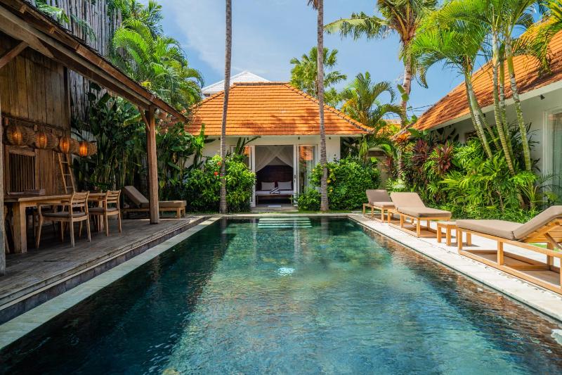 Villa Maxceo - 3BR Poolvilla near the beach - image 14