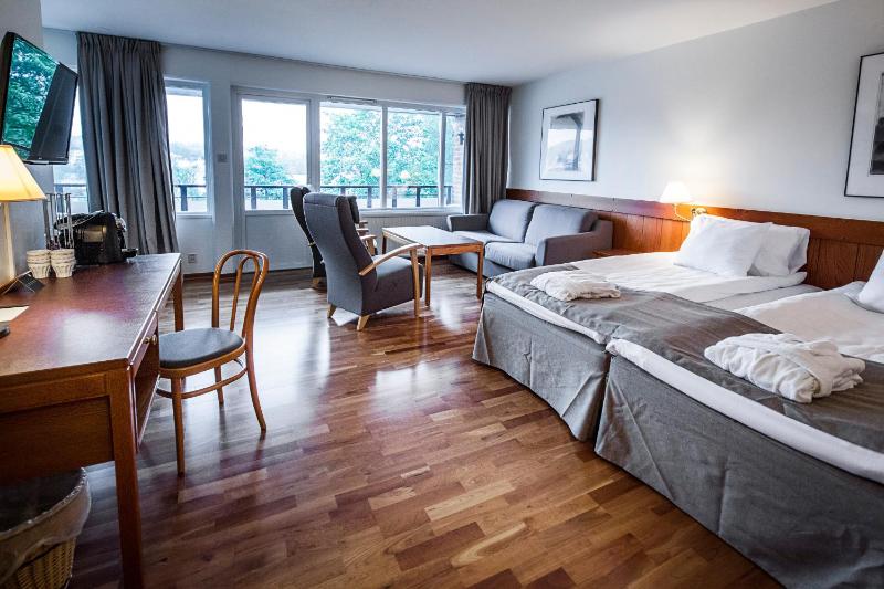 Junior Suite image 3