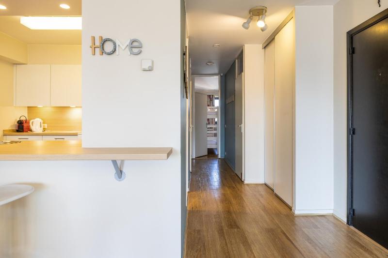 New Yorker House 41 - image 6