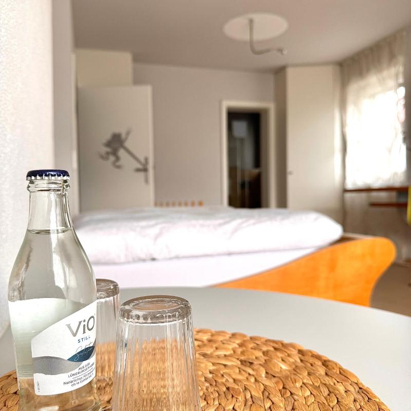 Double Room image 3