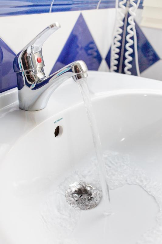 Small Double Room image 2