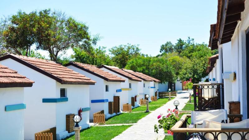 Economy Double Room image 2