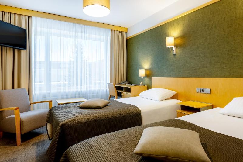 Standard Double or Twin Room image 1