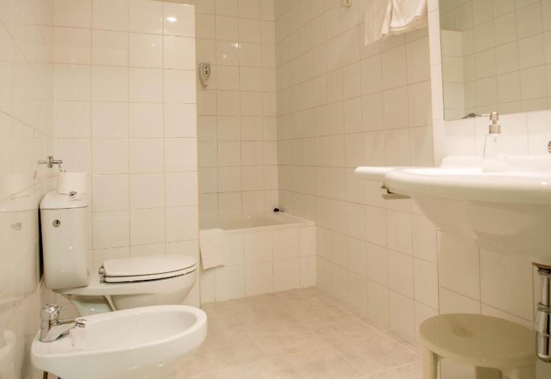 Double or Twin Room image 1