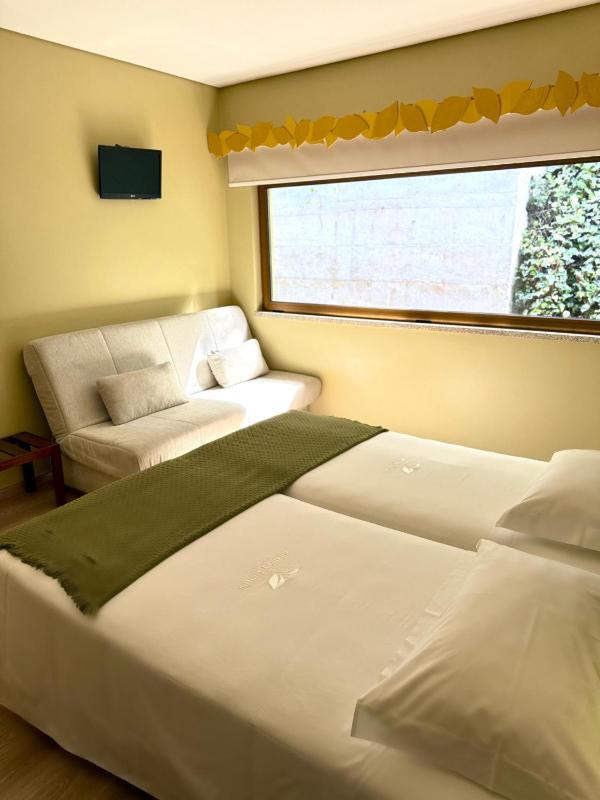 Twin Room Interior View image 1