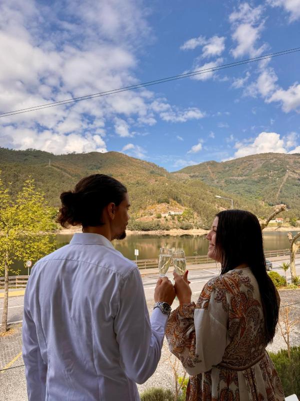 Double Room with River View image 1