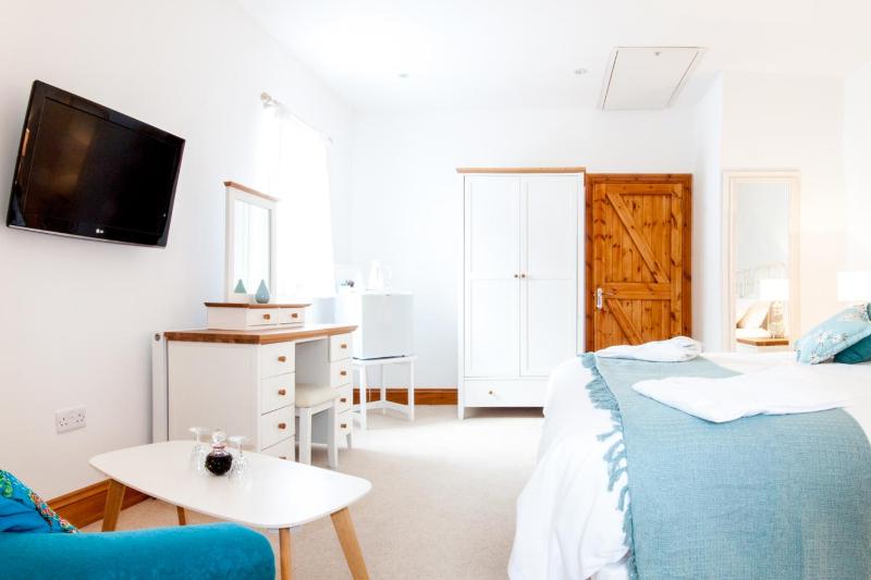 Deluxe Suite image 2