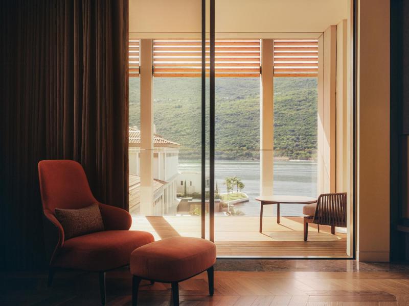 Deluxe Double Room with Bay View image 1