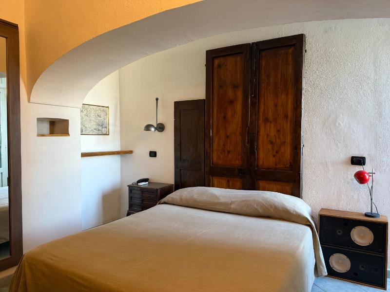 Standard Double Room image 1