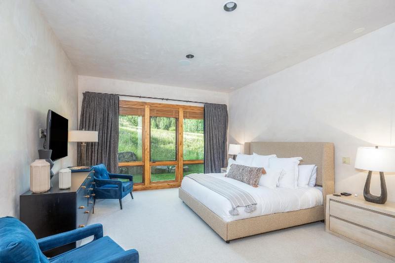 Brightside Chalet by Exceptional Stays - image 20