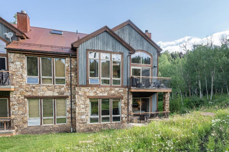 Brightside Chalet by Exceptional Stays - image 3