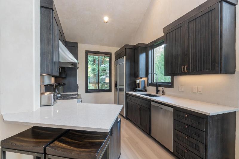 Brightside Chalet by Exceptional Stays - image 15