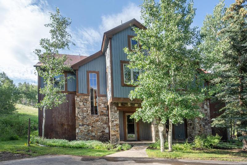 Brightside Chalet by Exceptional Stays - image 7
